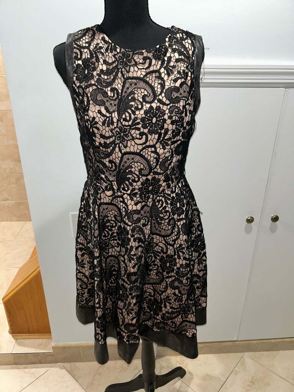 Jessica Simpson Lace Dress Size 8 Black Nude Faux Leather Trim